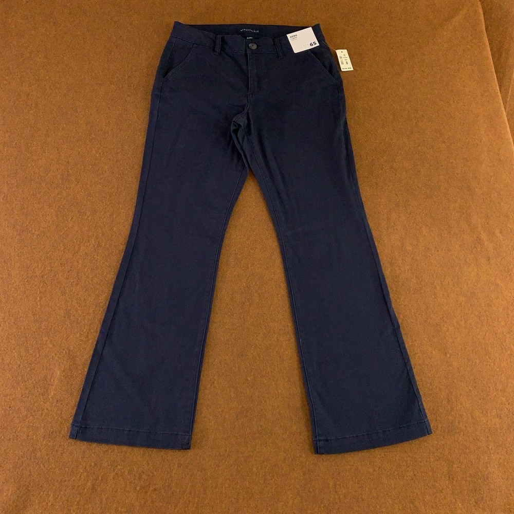 Aeropostale Womens 6‎ Shorts Navy Blue Classic Stretch Straight Chino Pants NWT